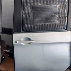 ダイハツ トール ドア 1枚2万円の画像