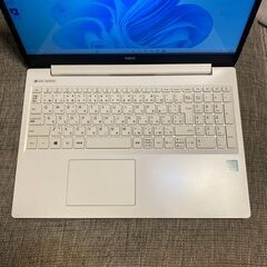 NEC LAVIE Core i7 8世代 （美品）の画像