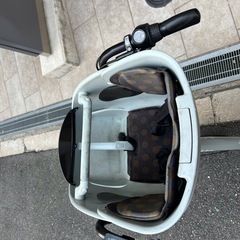 子供乗せ　3人　ブリヂストン　電動アシスト自転車 チャイルドシート付きの画像