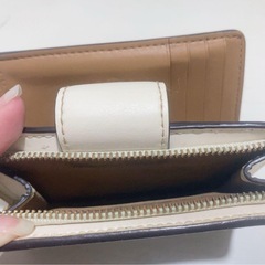 COACH 二つ折り財布 ベージュの画像