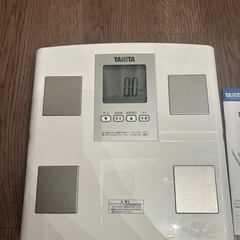 【美品】2023年製TANITA 体組成計 BC-735の画像