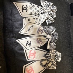 シャネル CHANEL リボン シュシュ 3点セットの画像
