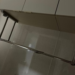 キッチン吊り戸棚下につけれる棚の画像