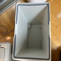 ゴミ箱の画像