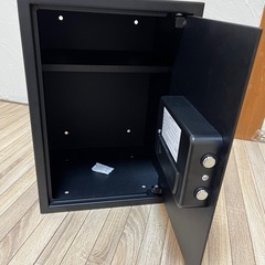 宅配ボックス　貴重品金庫の画像