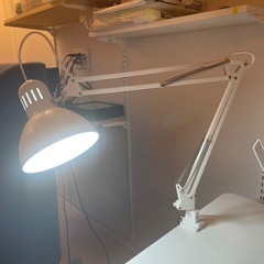 IKEA  デスクライト アームライトの画像