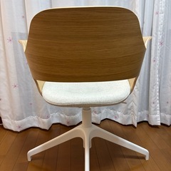 フェルベルゲット　IKEA イケア　チェア　ほわいとホワイトの画像