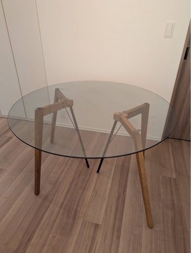 ガラス円形テーブル