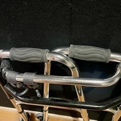 介護用品　アームウォーカーの画像