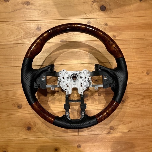 NBOX ステアリング本体　木目