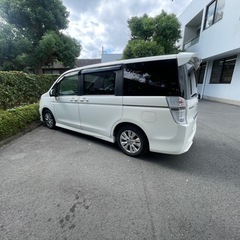 ステップワゴンスパダの画像