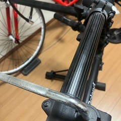 電子ドラムのスタンド、マウントも2個付きの画像