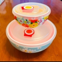 【新品】フタつき かわいいどんぶりセット　生活雑貨 食器 プレート 皿 陶器の画像