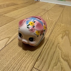 ブタちゃん貯金箱の画像