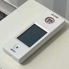 取付け可 ! !◇三菱 エアコン 18畳用 2016年製 自動お掃除 省エネ ムーブアイ200V MSZ-EM56E3S 洗浄済み ! 保証付き ! !の画像