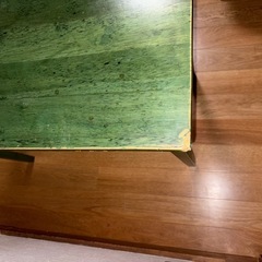 木製テーブル
の画像