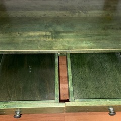 木製テーブル
の画像