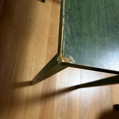 木製テーブル
の画像