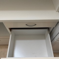 関家具120 食器棚
の画像