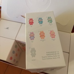 新品未開封Labubu6個入りワンケースの画像