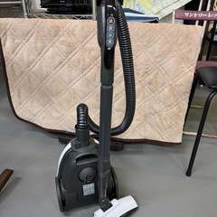 ベルソス⭐️紙パック式クリーナー　掃除機　VS-5920の画像