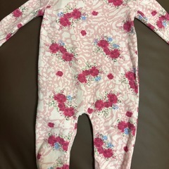 GUESS(ゲス)ベビー服 3-6M 中古美品の画像