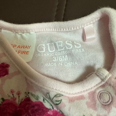 GUESS(ゲス)ベビー服 3-6M 中古美品の画像
