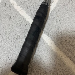 【すぐ引取りに来て下さる方！】YONEXラケット シャトル9個付きの画像