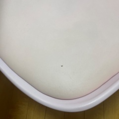 【すぐ取りに来てくださる方！】　ピンク チェア 穴あきありの画像