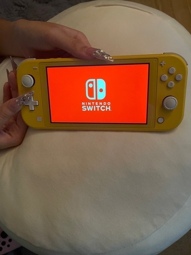 Nintendo Switch Lite（イエロー） フィルム付き
