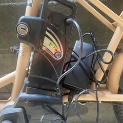 電動アシスト自転車　カゴ付きの画像