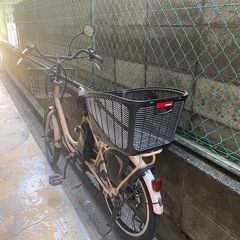 電動アシスト自転車　カゴ付きの画像