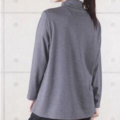 【日本製-新品-検品済】ギャザーハイネック切り換えカットソー（チャコールグレー）の画像