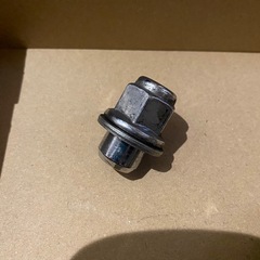 トヨタ純正ホイールナット20個M12ｘ1.5 全長37ｍⅿ 21HEXの画像