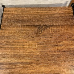 オシャレな4段シェルフの画像