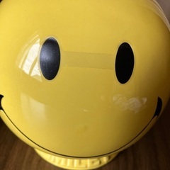 ニコニコマーク陶器製の画像
