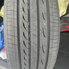 タイヤ　　245/40/20 1本　レグノ　GR-XⅢ 200キロ走行のみの画像