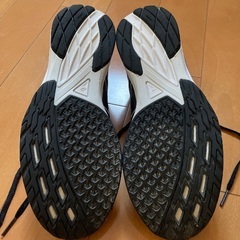 アシックス　ランニングシューズの画像