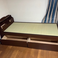 値下げしました！シングルベット　木製　タタミベットの画像