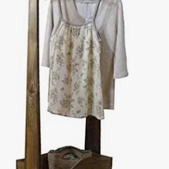 子供用ハンガーラックの画像