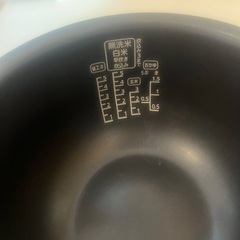 【９月末まで出品】炊飯器の画像
