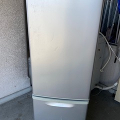 キッチン家電　PANASONIC ノンフロン冷凍冷蔵庫NRーB174(W)-S形　168リットル　の画像