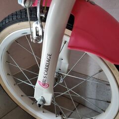 子供用自転車☆屋内保管☆補助輪、説明書付の画像