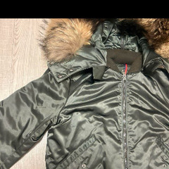 モンクレール ダウン 美品の画像