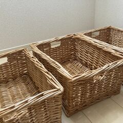 ラタンバスケット　3個セットの画像