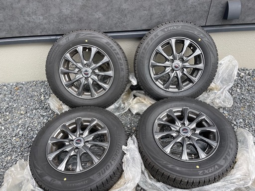 ホイール付スタッドレスタイヤ