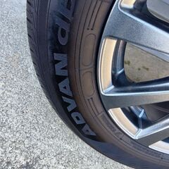 185/65R15ヨコハマADVANノーマルタイヤの画像