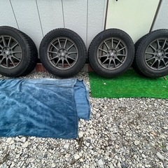 235/65R17の BRIDGESTONE BLIZZAKの画像