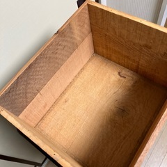 サントリー オールド ウイスキーの古箱の画像