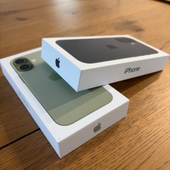 【超美品・最新機種】iPhone 17 空箱セット（ブラック＆セージ）の画像